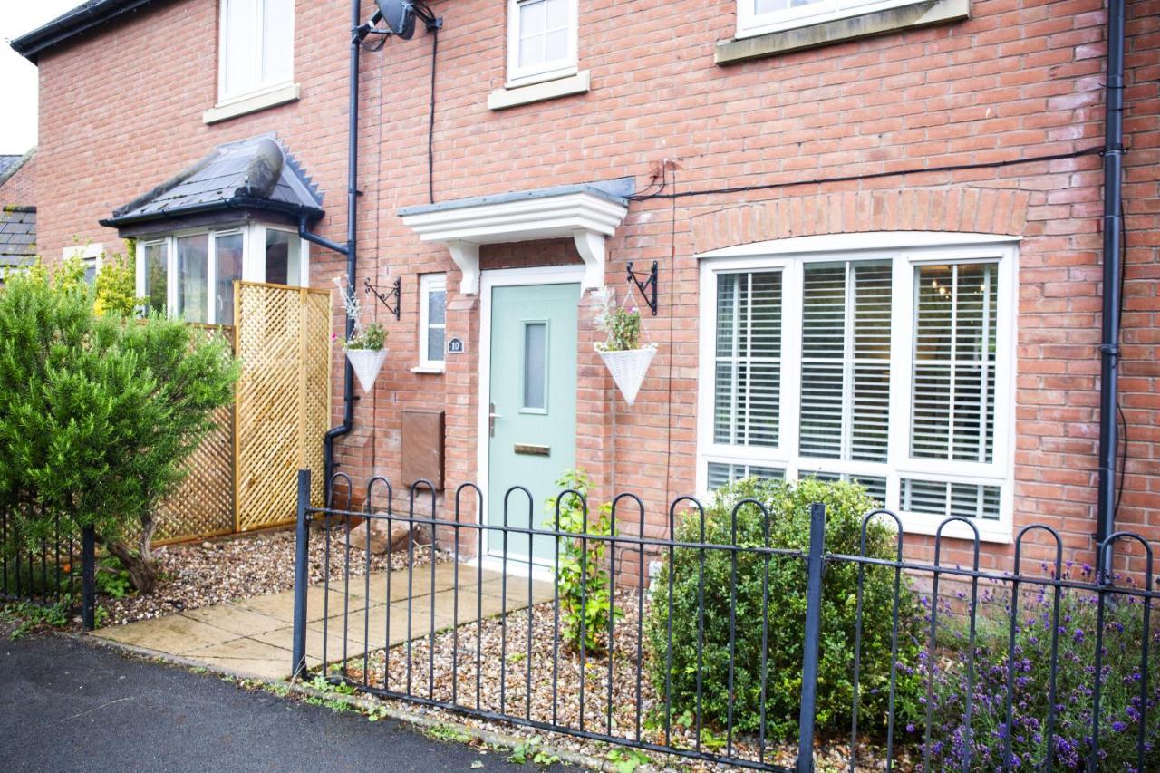 Beautiful House In Stratford Upon Avon Villa Exterior photo